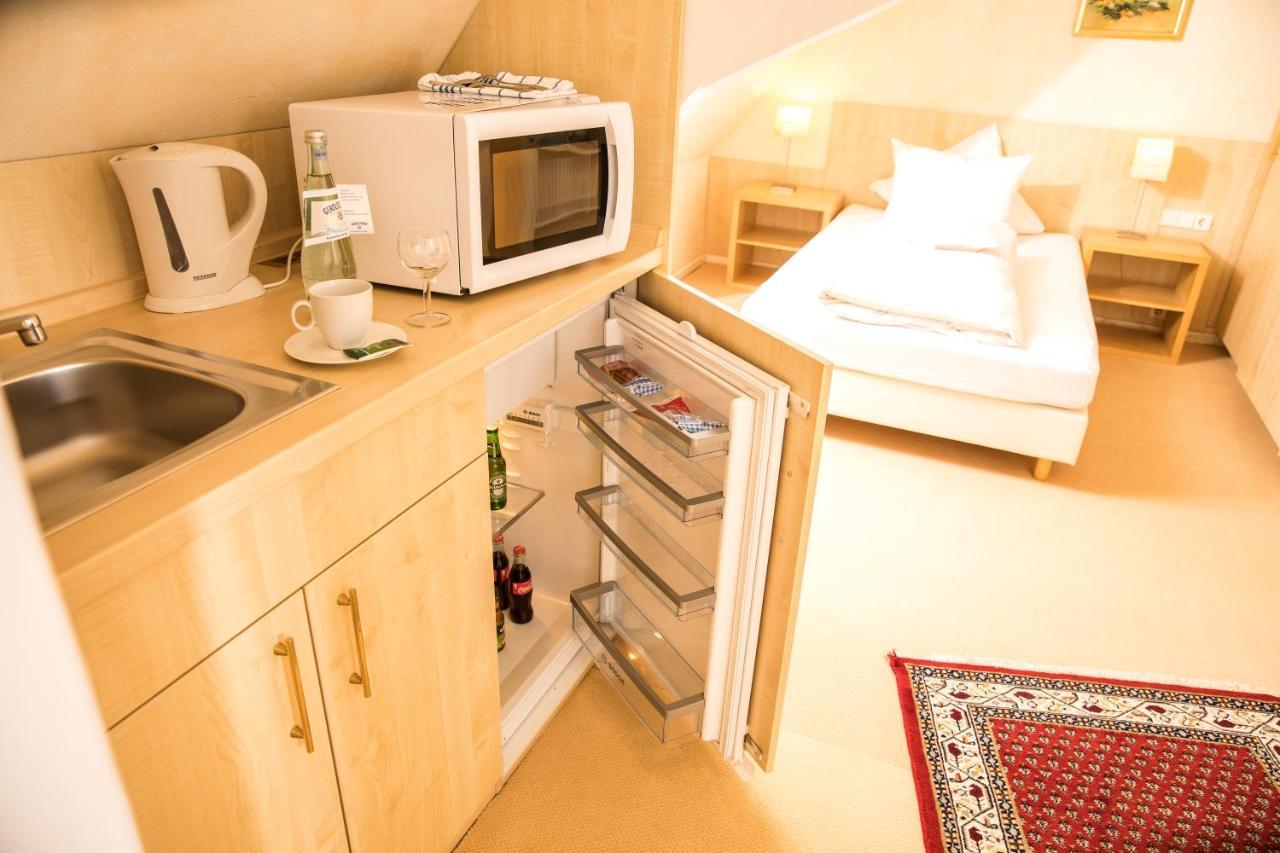 Airhotel Royal Landstuhl Bagian luar foto