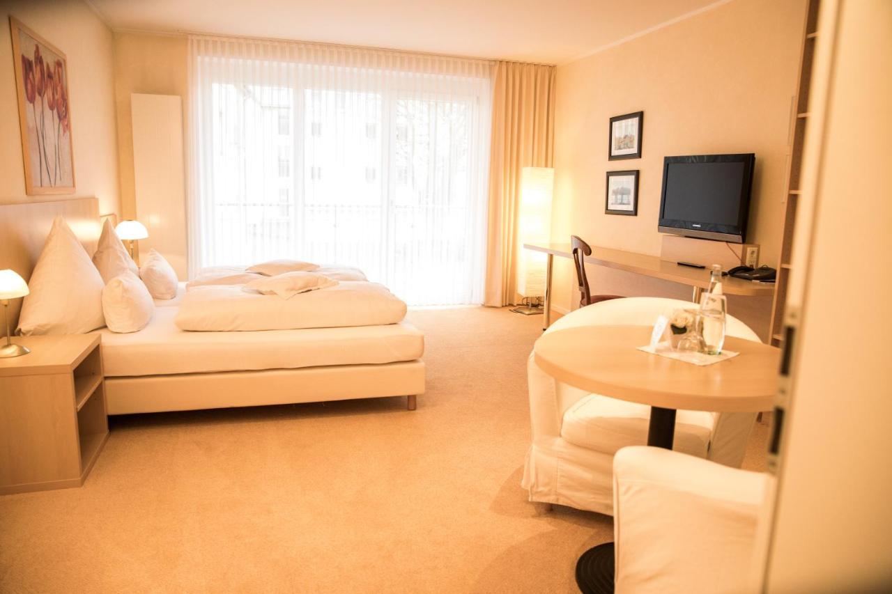 Airhotel Royal Landstuhl Bagian luar foto